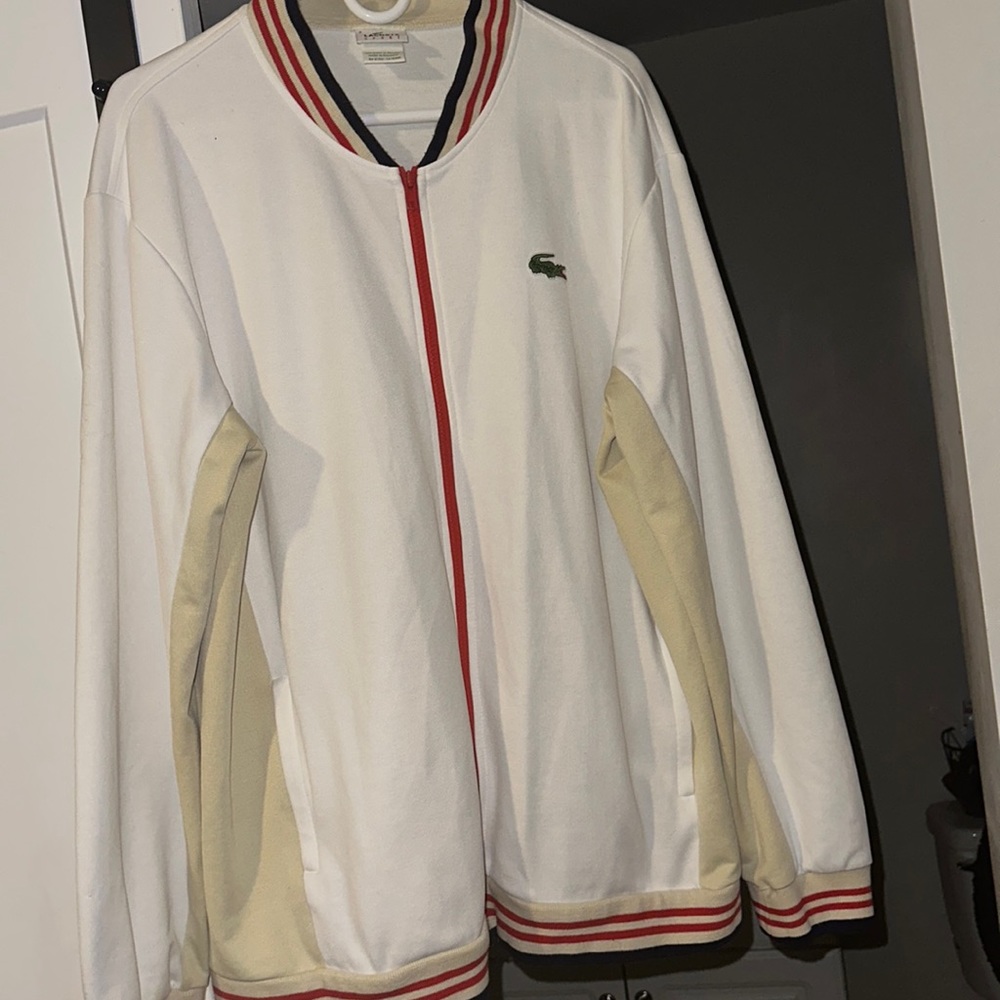 Authentic LACOSTE Jacket. Size 8 Men’s Size. Very Nice in great Shape.